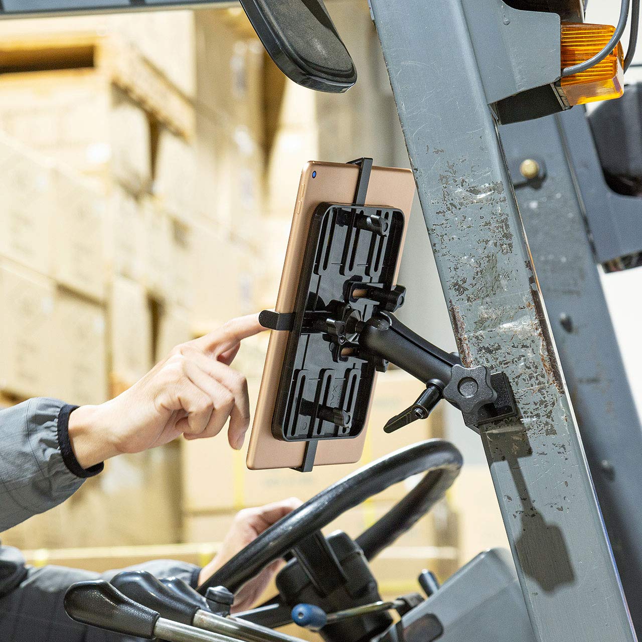 タブレットホルダー (2関節.アルミ製)CAR-SPHLD6 CAR-SPHLD6【支柱取り付け用タブレットホルダー（2関節・アルミ